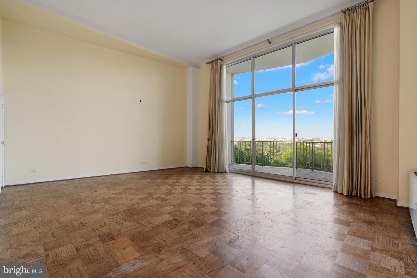 1200 N NASH ST N #549, ARLINGTON, Virginia 22209, 1 Bedroom Bedrooms, ,1 BathroomBathrooms,Residential,For sale,1200 N NASH ST N #549,VAAR2056448 MLS # VAAR2056448