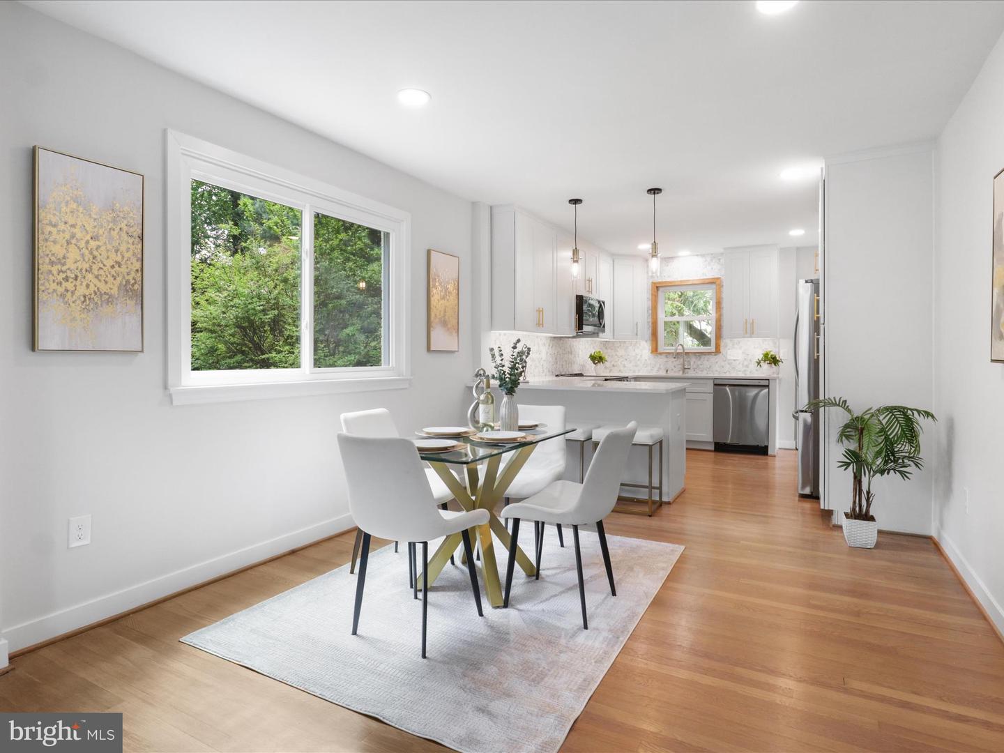 862 N OHIO ST, ARLINGTON, Virginia 22205, 5 Bedrooms Bedrooms, ,3 BathroomsBathrooms,Residential,For sale,862 N OHIO ST,VAAR2056478 MLS # VAAR2056478