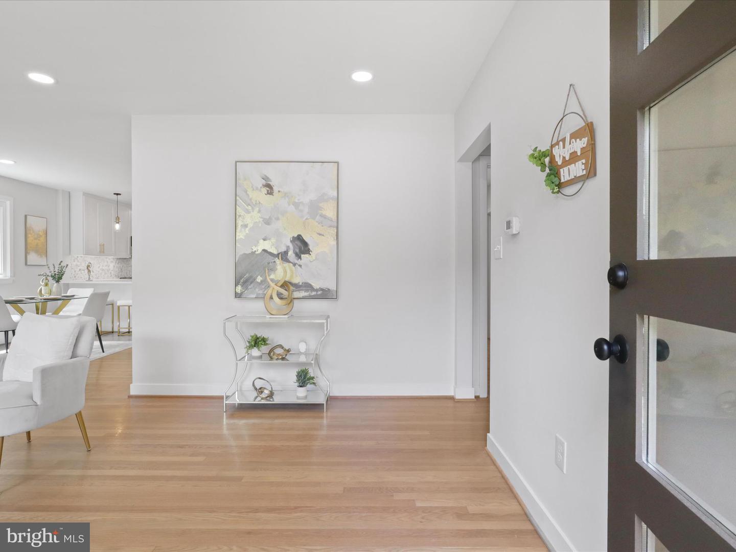 862 N OHIO ST, ARLINGTON, Virginia 22205, 5 Bedrooms Bedrooms, ,3 BathroomsBathrooms,Residential,For sale,862 N OHIO ST,VAAR2056478 MLS # VAAR2056478