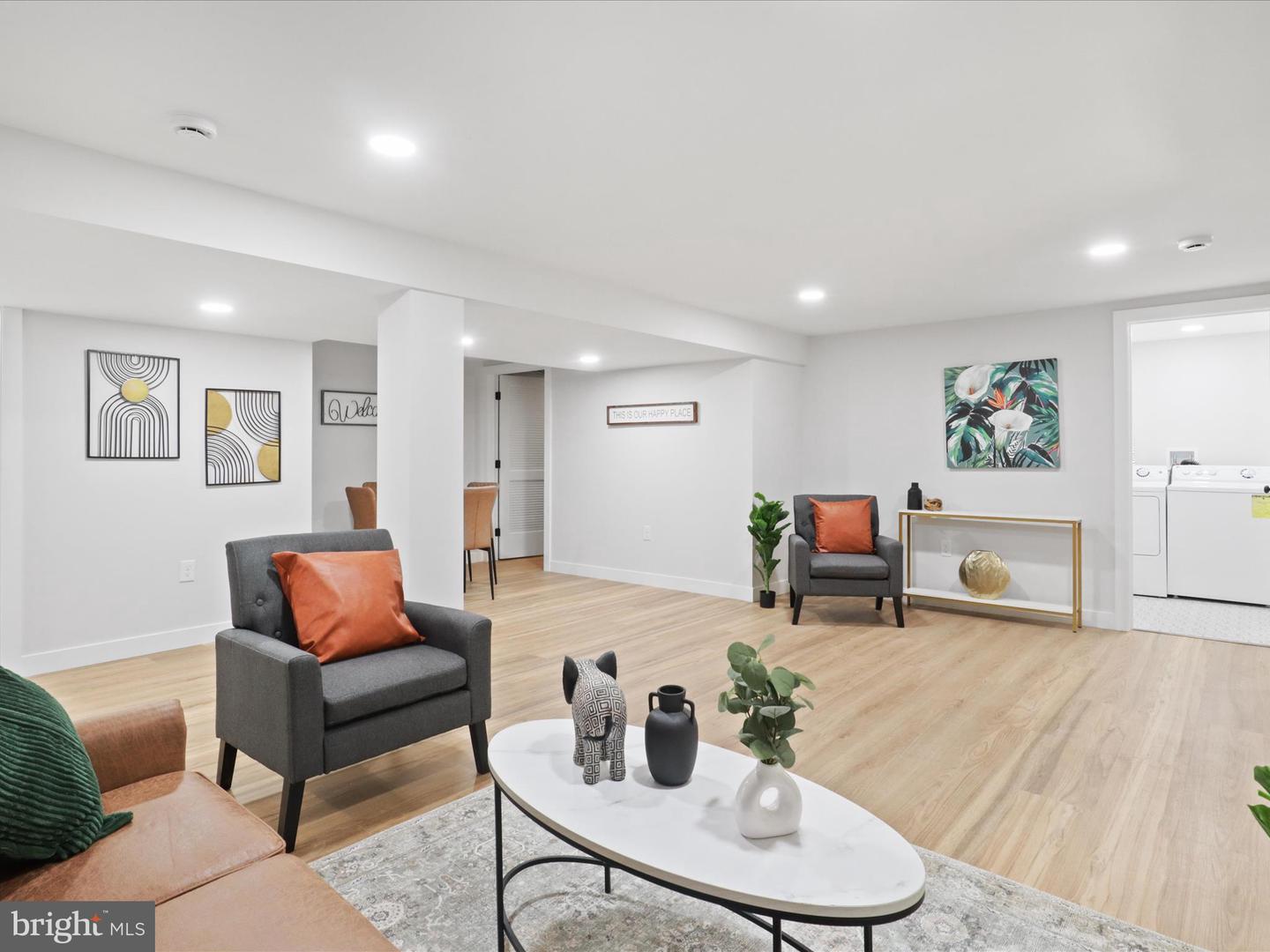 862 N OHIO ST, ARLINGTON, Virginia 22205, 5 Bedrooms Bedrooms, ,3 BathroomsBathrooms,Residential,For sale,862 N OHIO ST,VAAR2056478 MLS # VAAR2056478