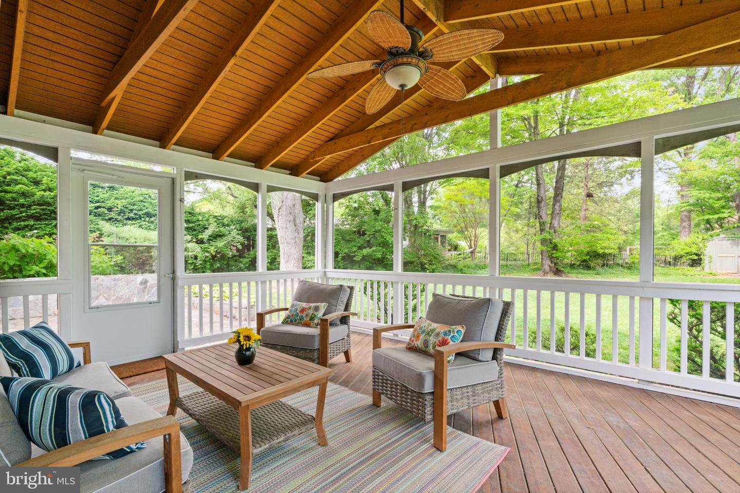 2737 WELCOME DR, FALLS CHURCH, Virginia 22046, 4 Bedrooms Bedrooms, ,3 BathroomsBathrooms,Residential,For sale,2737 WELCOME DR,VAFX2236296 MLS # VAFX2236296