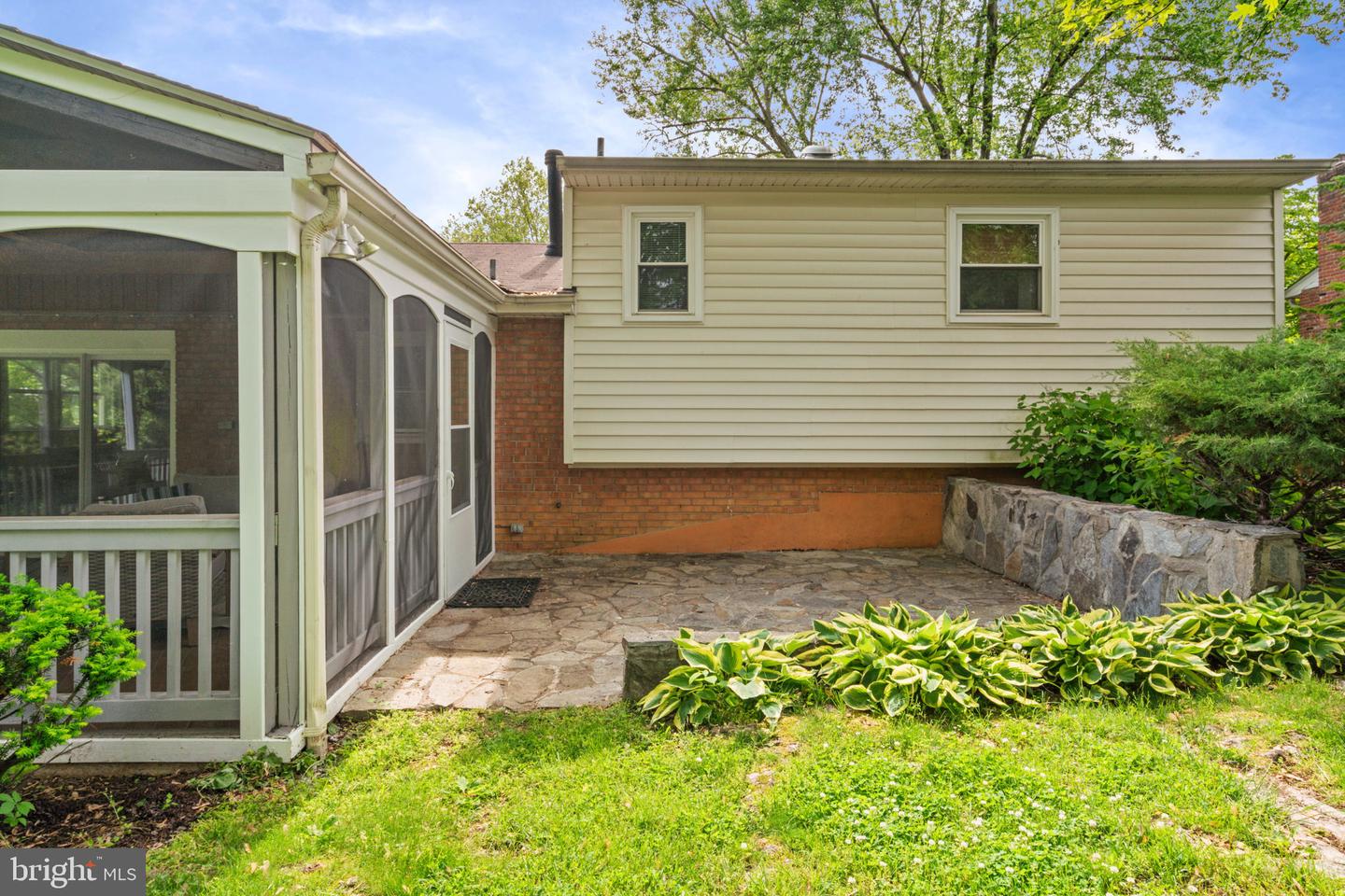 2737 WELCOME DR, FALLS CHURCH, Virginia 22046, 4 Bedrooms Bedrooms, ,3 BathroomsBathrooms,Residential,For sale,2737 WELCOME DR,VAFX2236296 MLS # VAFX2236296
