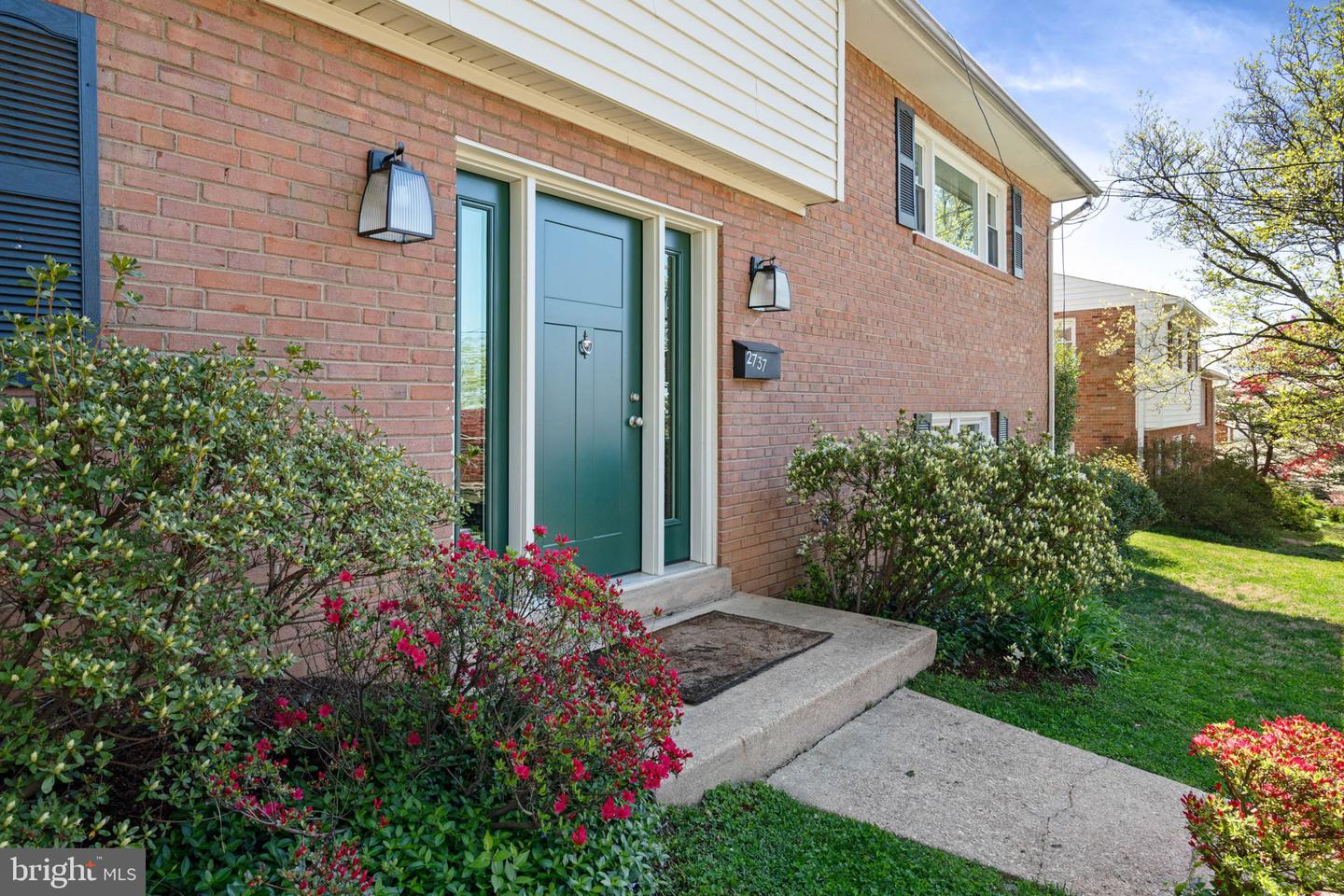 2737 WELCOME DR, FALLS CHURCH, Virginia 22046, 4 Bedrooms Bedrooms, ,3 BathroomsBathrooms,Residential,For sale,2737 WELCOME DR,VAFX2236296 MLS # VAFX2236296