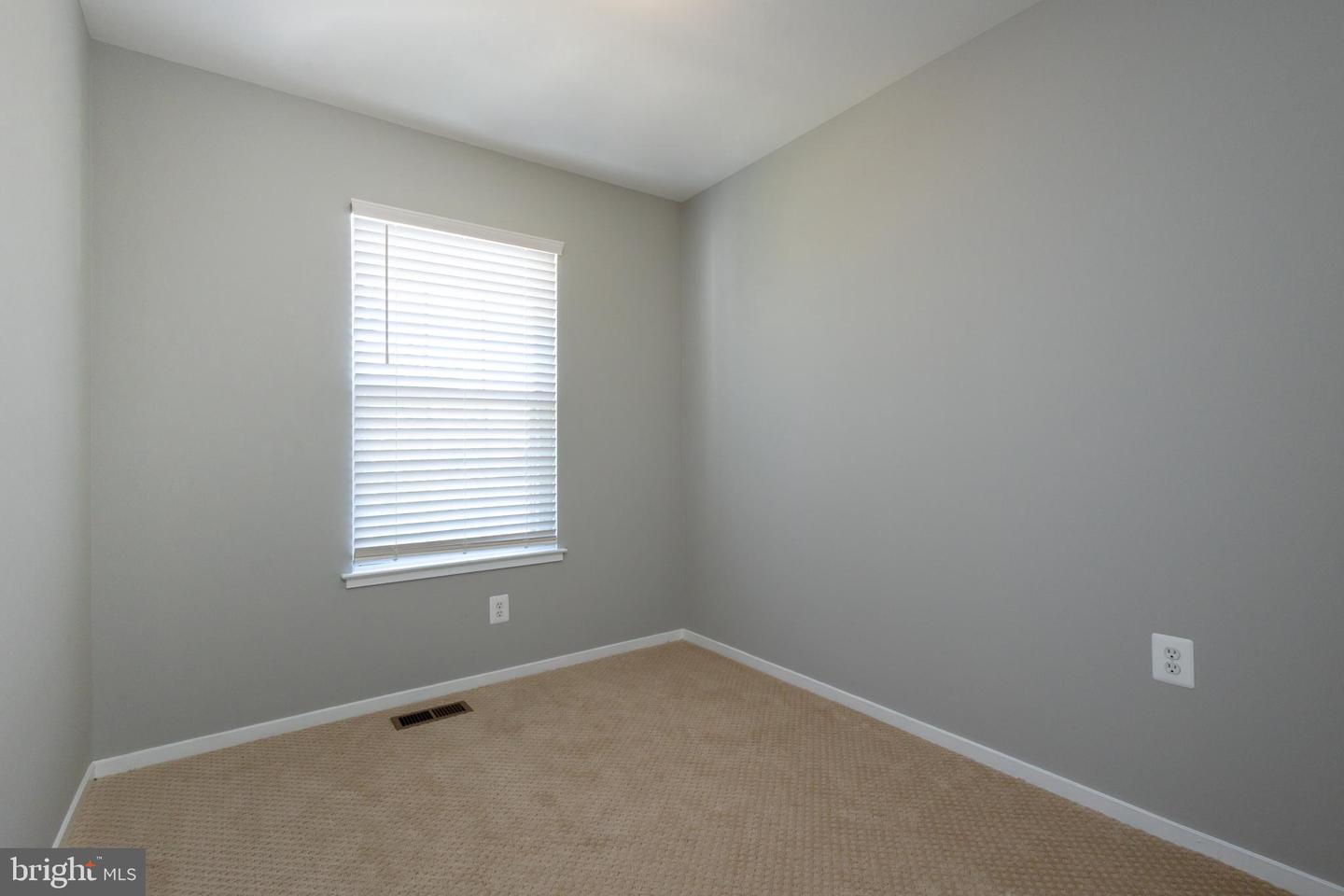 8729 VILLAGE GREEN CT, ALEXANDRIA, Virginia 22309, 3 Bedrooms Bedrooms, ,2 BathroomsBathrooms,Residential,For sale,8729 VILLAGE GREEN CT,VAFX2236504 MLS # VAFX2236504