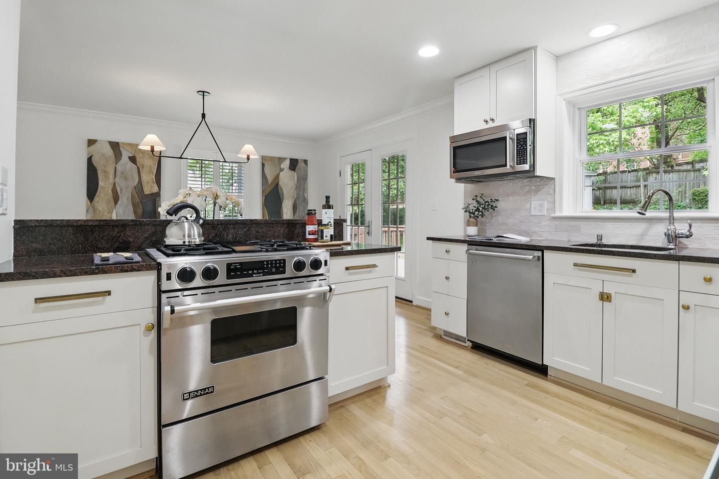 129 FORT WILLIAMS PKWY, ALEXANDRIA, Virginia 22304, 3 Bedrooms Bedrooms, ,2 BathroomsBathrooms,Residential,For sale,129 FORT WILLIAMS PKWY,VAAX2044602 MLS # VAAX2044602
