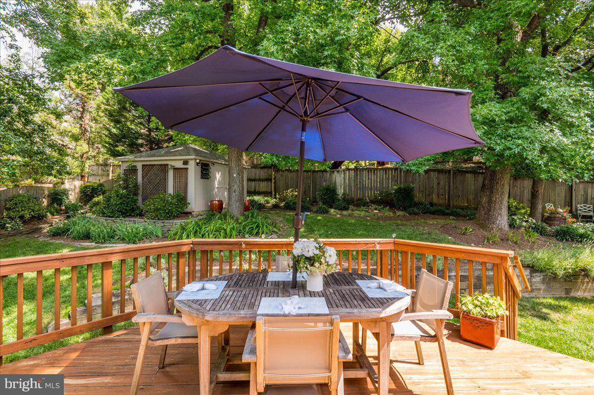 129 FORT WILLIAMS PKWY, ALEXANDRIA, Virginia 22304, 3 Bedrooms Bedrooms, ,2 BathroomsBathrooms,Residential,For sale,129 FORT WILLIAMS PKWY,VAAX2044602 MLS # VAAX2044602