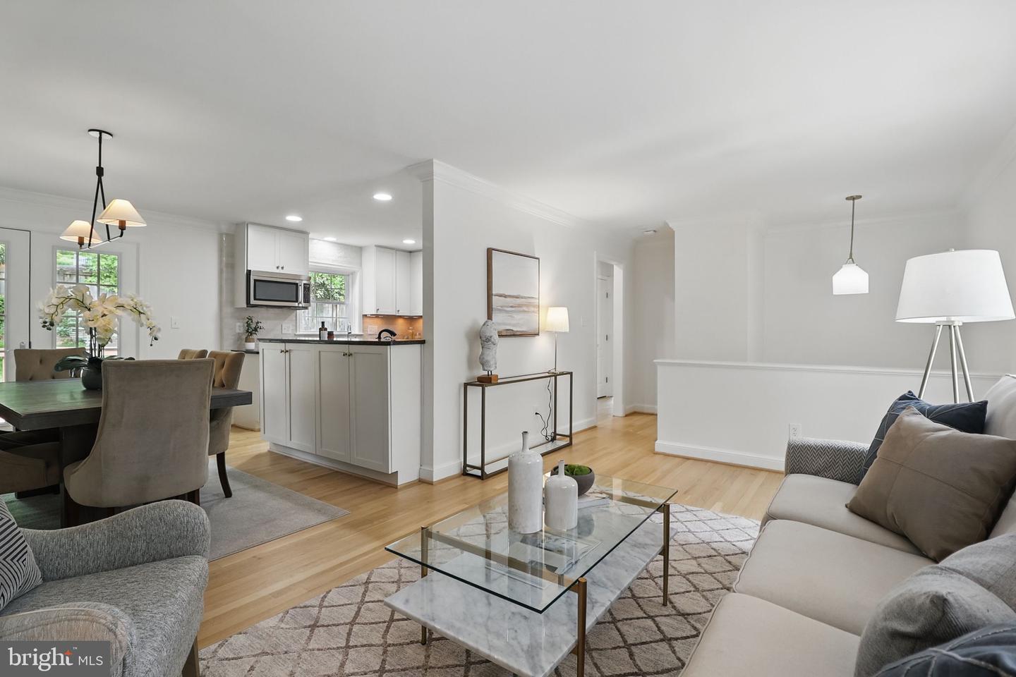 129 FORT WILLIAMS PKWY, ALEXANDRIA, Virginia 22304, 3 Bedrooms Bedrooms, ,2 BathroomsBathrooms,Residential,For sale,129 FORT WILLIAMS PKWY,VAAX2044602 MLS # VAAX2044602