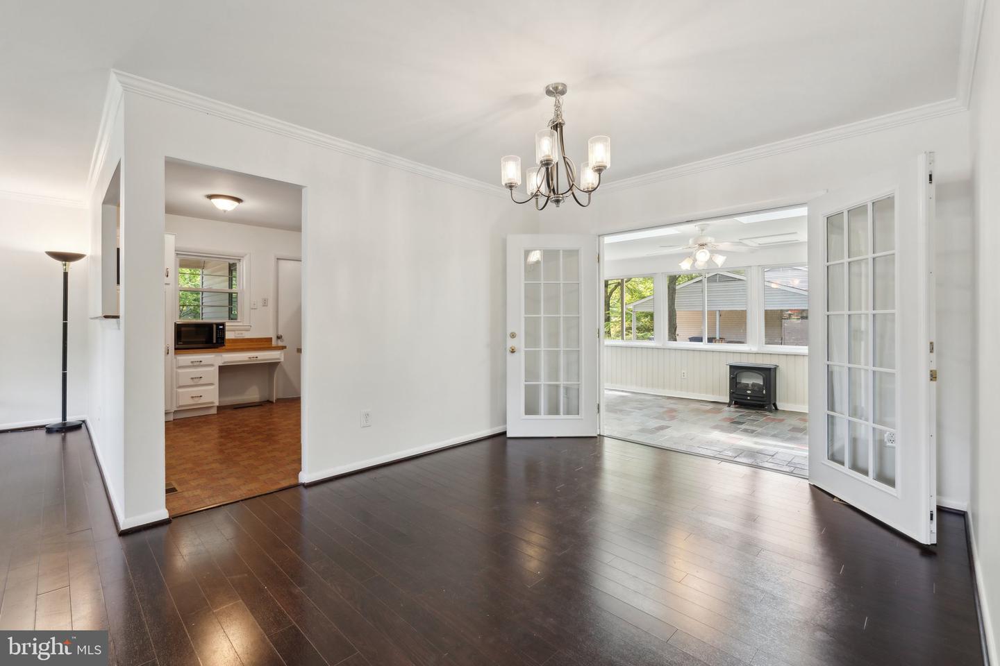 1321 BAYSHIRE LN, HERNDON, Virginia 20170, 3 Bedrooms Bedrooms, ,2 BathroomsBathrooms,Residential,For sale,1321 BAYSHIRE LN,VAFX2236632 MLS # VAFX2236632
