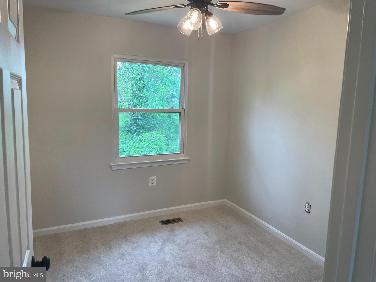 127 CAMERON ST, BERRYVILLE, Virginia 22611, 3 Bedrooms Bedrooms, ,2 BathroomsBathrooms,Residential,For sale,127 CAMERON ST,VACL2003642 MLS # VACL2003642