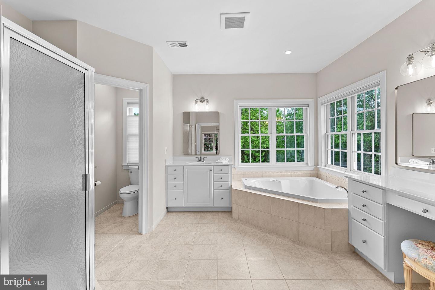 42856 RIDGEWAY DR, BROADLANDS, Virginia 20148, 5 Bedrooms Bedrooms, ,4 BathroomsBathrooms,Residential,For sale,42856 RIDGEWAY DR,VALO2094864 MLS # VALO2094864
