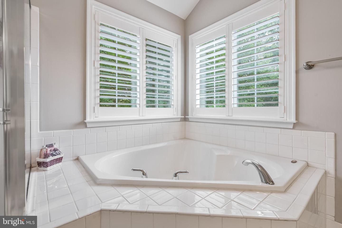 9804 LUCK PENNY CT, BRISTOW, Virginia 20136, 5 Bedrooms Bedrooms, ,3 BathroomsBathrooms,Residential,For sale,9804 LUCK PENNY CT,VAPW2093184 MLS # VAPW2093184