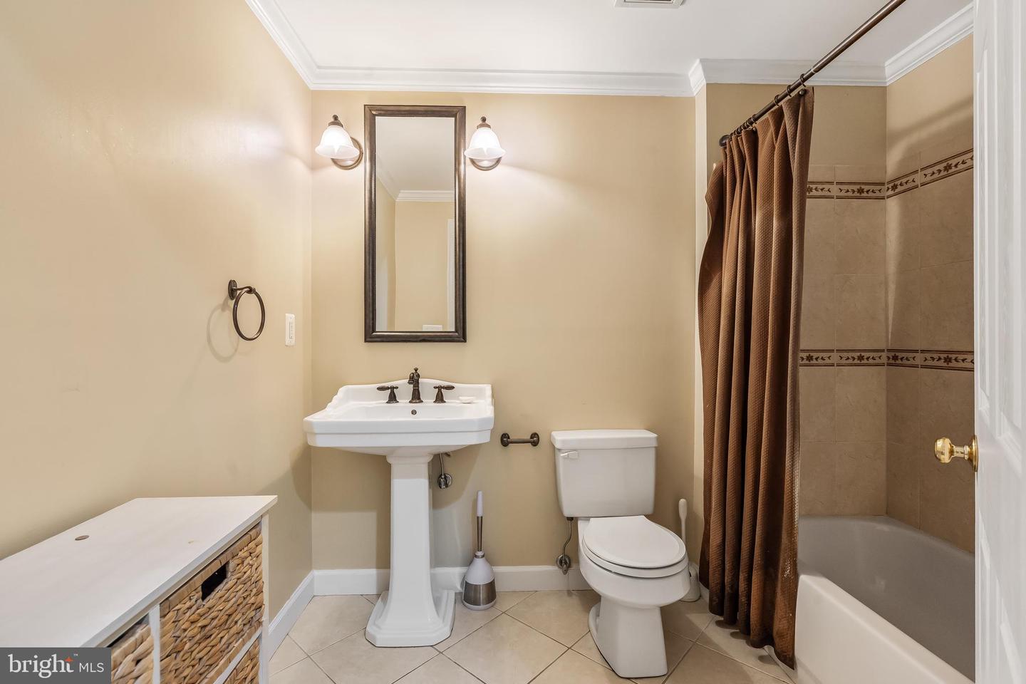9804 LUCK PENNY CT, BRISTOW, Virginia 20136, 5 Bedrooms Bedrooms, ,3 BathroomsBathrooms,Residential,For sale,9804 LUCK PENNY CT,VAPW2093184 MLS # VAPW2093184