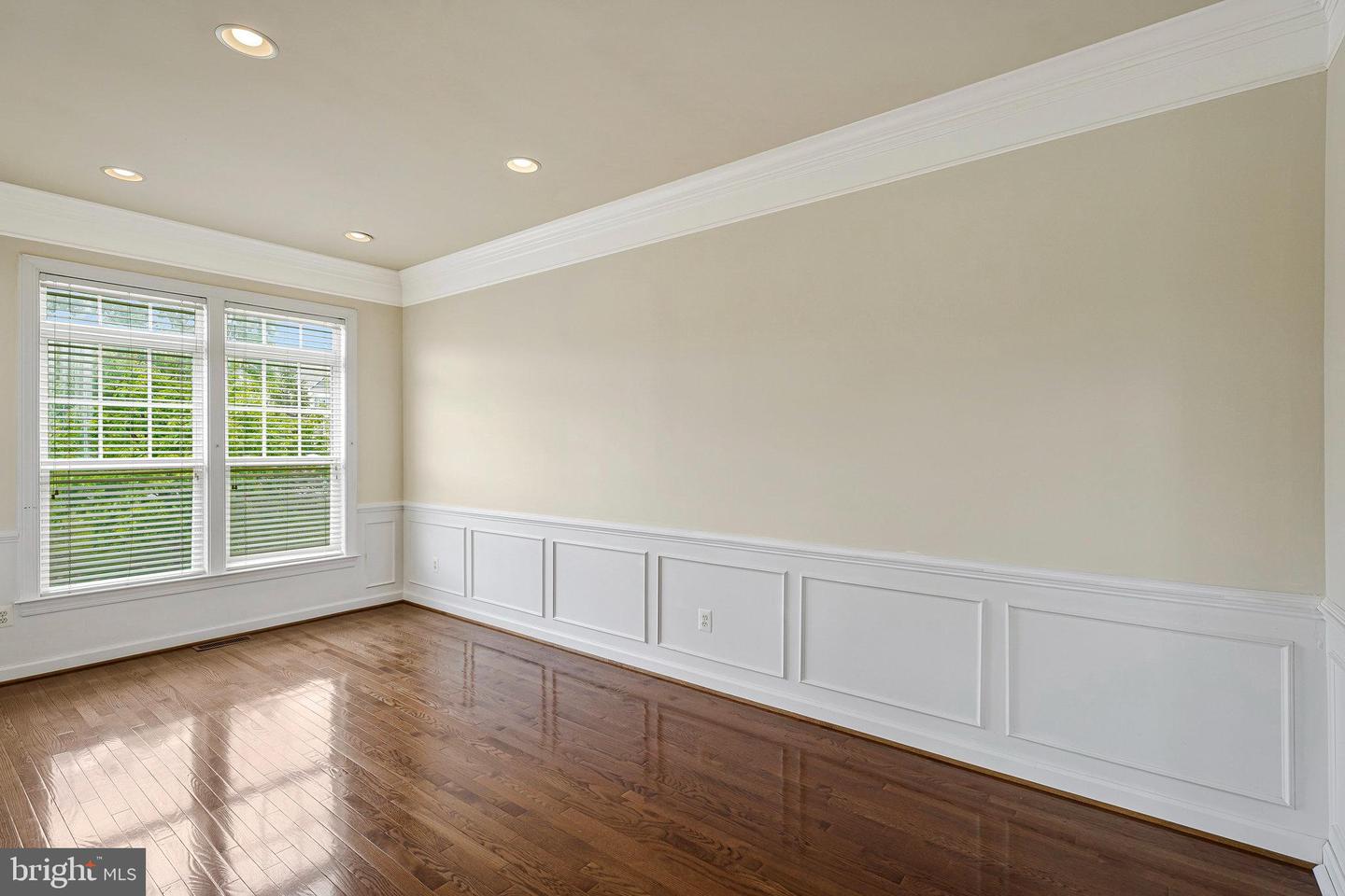 18202 MILL HOUSE SQ, LEESBURG, Virginia 20176, 3 Bedrooms Bedrooms, ,3 BathroomsBathrooms,Residential,For sale,18202 MILL HOUSE SQ,VALO2094900 MLS # VALO2094900