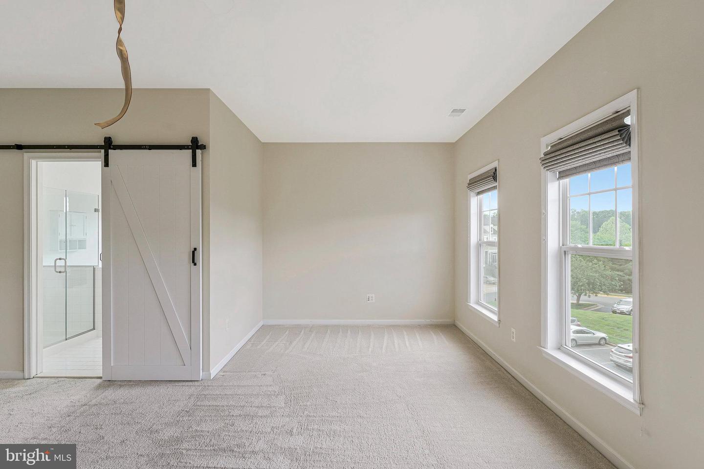 18202 MILL HOUSE SQ, LEESBURG, Virginia 20176, 3 Bedrooms Bedrooms, ,3 BathroomsBathrooms,Residential,For sale,18202 MILL HOUSE SQ,VALO2094900 MLS # VALO2094900