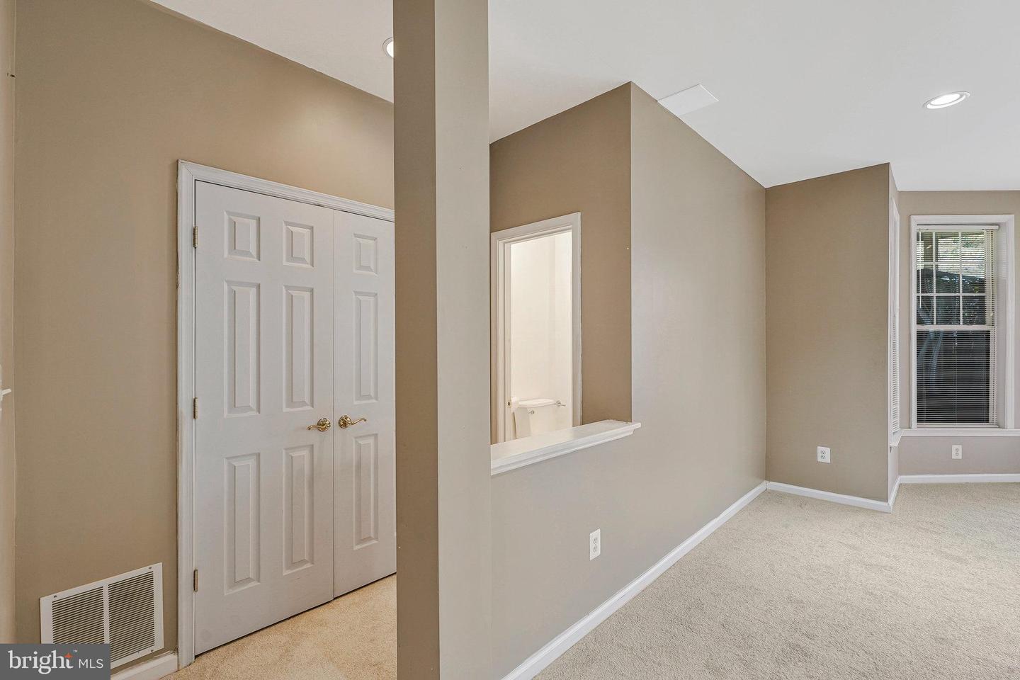 18202 MILL HOUSE SQ, LEESBURG, Virginia 20176, 3 Bedrooms Bedrooms, ,3 BathroomsBathrooms,Residential,For sale,18202 MILL HOUSE SQ,VALO2094900 MLS # VALO2094900