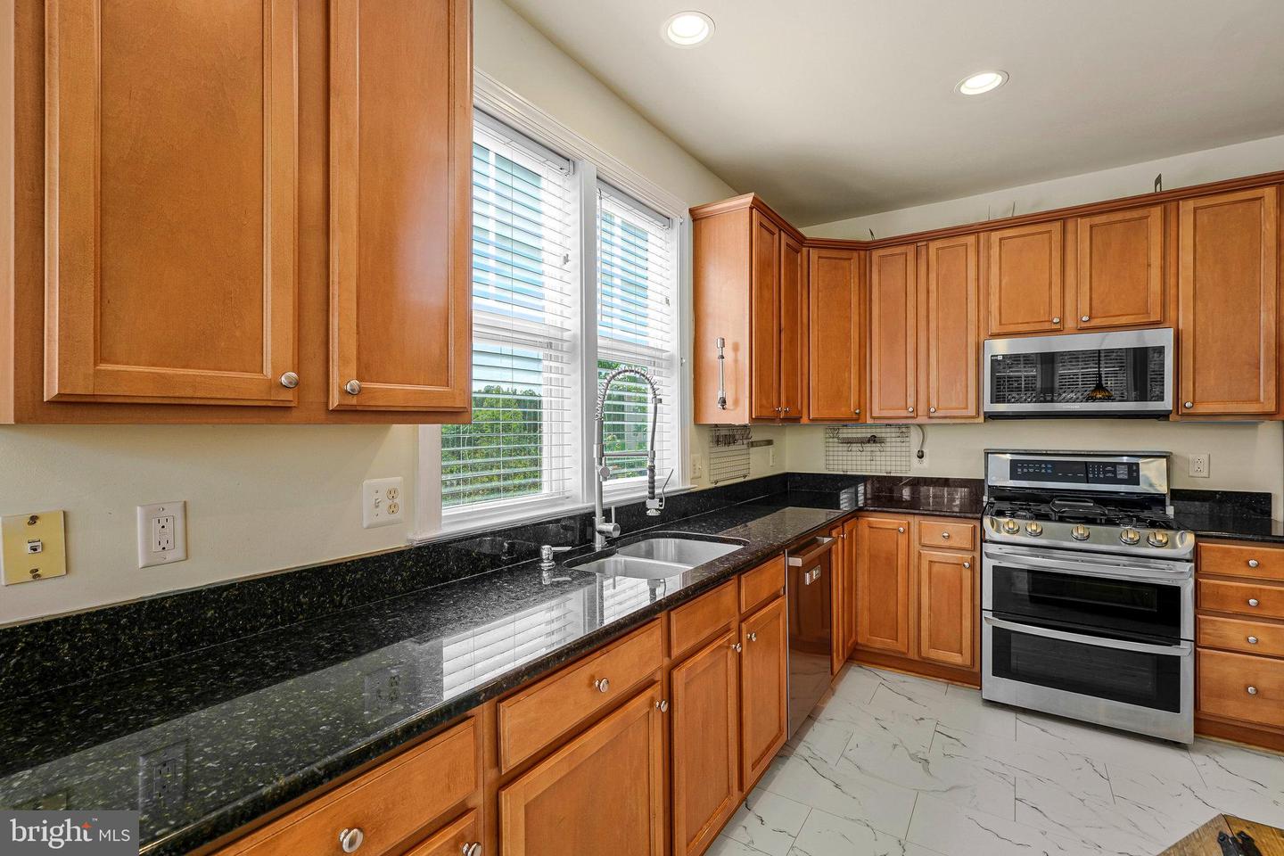 18202 MILL HOUSE SQ, LEESBURG, Virginia 20176, 3 Bedrooms Bedrooms, ,3 BathroomsBathrooms,Residential,For sale,18202 MILL HOUSE SQ,VALO2094900 MLS # VALO2094900