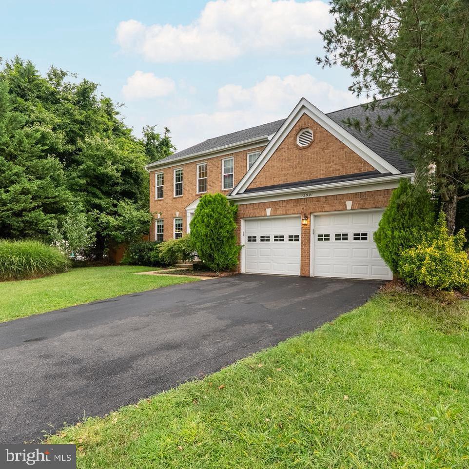 12901 CEDAR GLEN LN, HERNDON, Virginia 20171, 4 Bedrooms Bedrooms, ,3 BathroomsBathrooms,Residential,For sale,12901 CEDAR GLEN LN,VAFX2236848 MLS # VAFX2236848