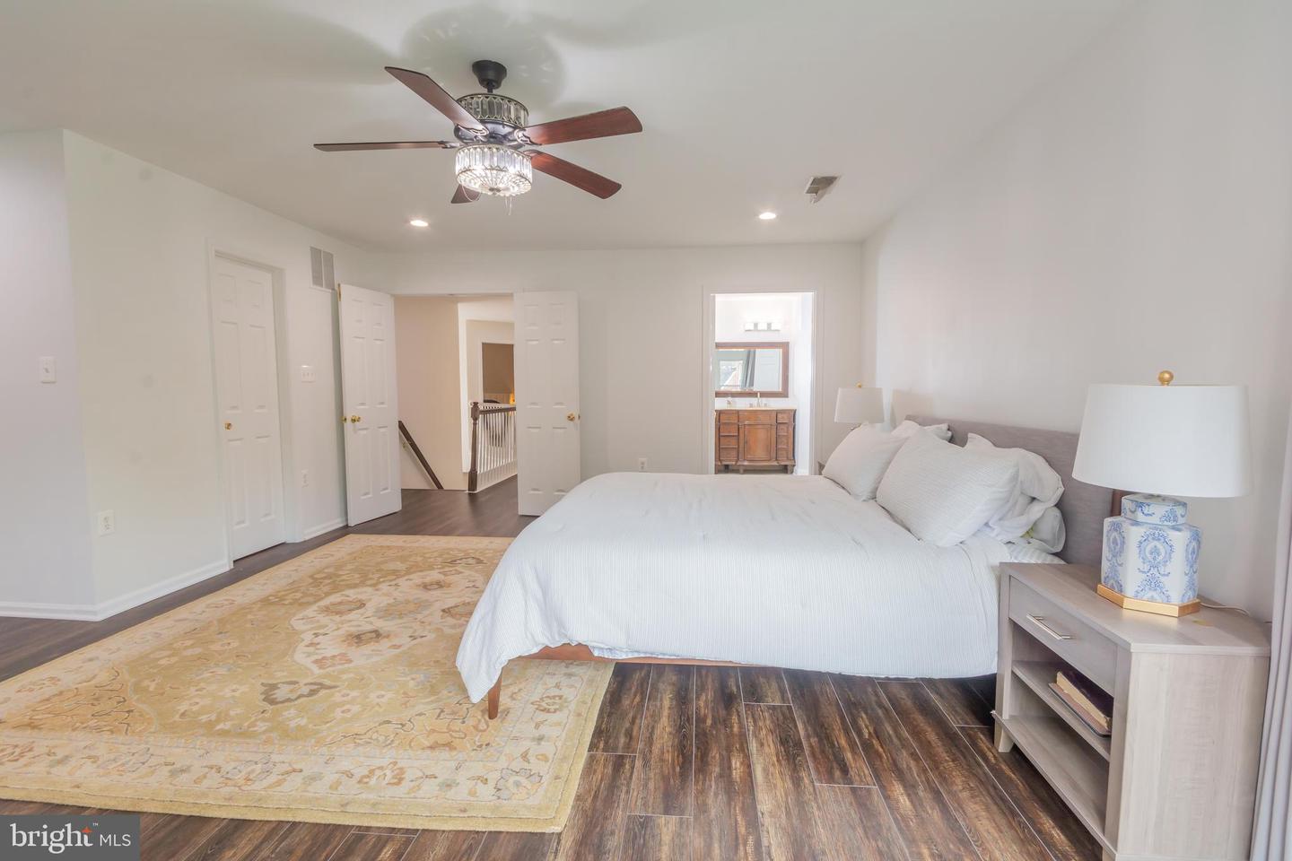 12901 CEDAR GLEN LN, HERNDON, Virginia 20171, 4 Bedrooms Bedrooms, ,3 BathroomsBathrooms,Residential,For sale,12901 CEDAR GLEN LN,VAFX2236848 MLS # VAFX2236848
