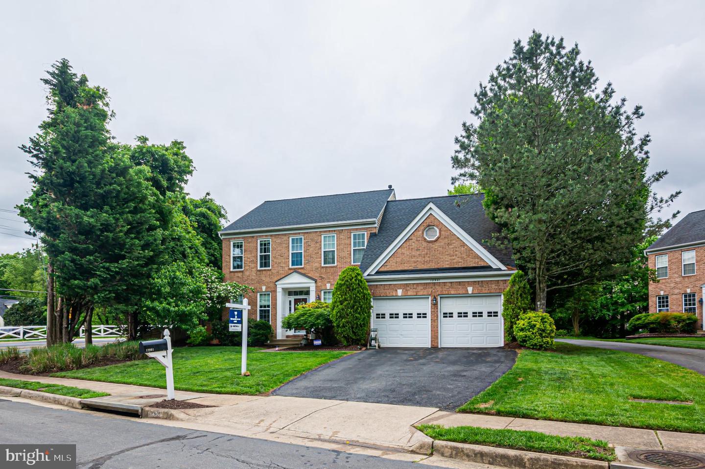 12901 CEDAR GLEN LN, HERNDON, Virginia 20171, 4 Bedrooms Bedrooms, ,3 BathroomsBathrooms,Residential,For sale,12901 CEDAR GLEN LN,VAFX2236848 MLS # VAFX2236848