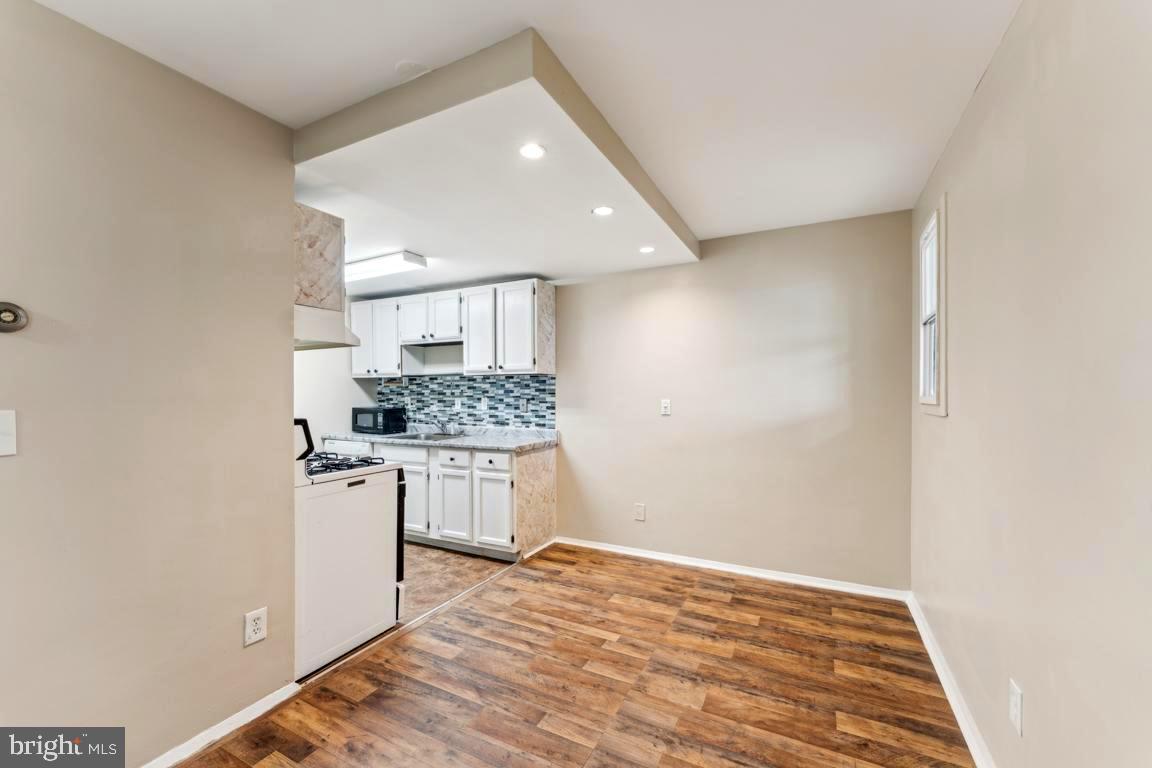 4600 DUKE ST #1118, ALEXANDRIA, Virginia 22304, ,1 BathroomBathrooms,Residential,For sale,4600 DUKE ST #1118,VAAX2044674 MLS # VAAX2044674