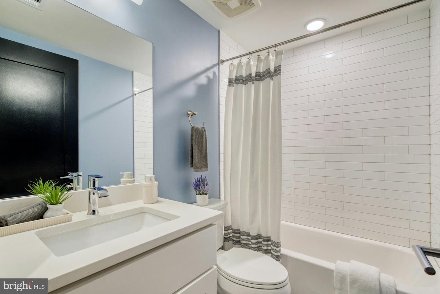 515 MONTANA AVE NE #2, WASHINGTON, District Of Columbia 20017, 2 Bedrooms Bedrooms, ,2 BathroomsBathrooms,Residential,For sale,515 MONTANA AVE NE #2,DCDC2197834 MLS # DCDC2197834