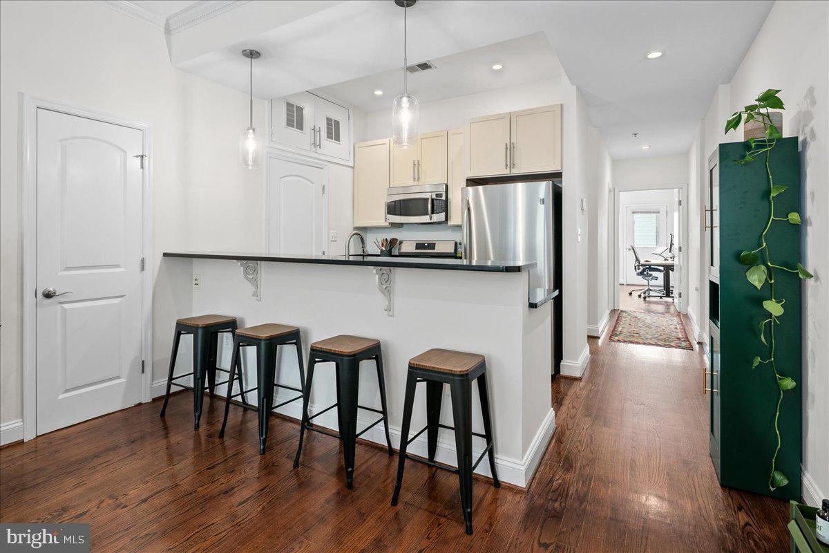 4215 8TH ST NW #1, WASHINGTON, District Of Columbia 20011, 2 Bedrooms Bedrooms, 2 Rooms Rooms,2 BathroomsBathrooms,Residential,For sale,4215 8TH ST NW #1,DCDC2197842 MLS # DCDC2197842