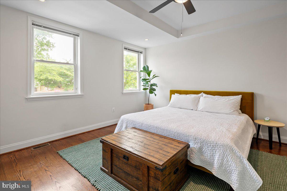 4215 8TH ST NW #1, WASHINGTON, District Of Columbia 20011, 2 Bedrooms Bedrooms, 2 Rooms Rooms,2 BathroomsBathrooms,Residential,For sale,4215 8TH ST NW #1,DCDC2197842 MLS # DCDC2197842