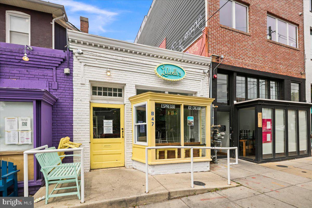 4215 8TH ST NW #1, WASHINGTON, District Of Columbia 20011, 2 Bedrooms Bedrooms, 2 Rooms Rooms,2 BathroomsBathrooms,Residential,For sale,4215 8TH ST NW #1,DCDC2197842 MLS # DCDC2197842