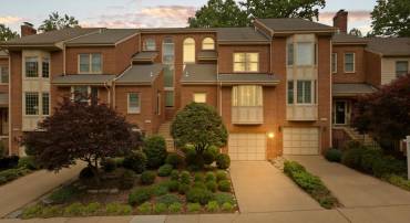 10204 ASPEN WILLOW DR, FAIRFAX, Virginia 22032, 4 Bedrooms Bedrooms, ,4 BathroomsBathrooms,Residential,For sale,10204 ASPEN WILLOW DR,VAFC2006222 MLS # VAFC2006222