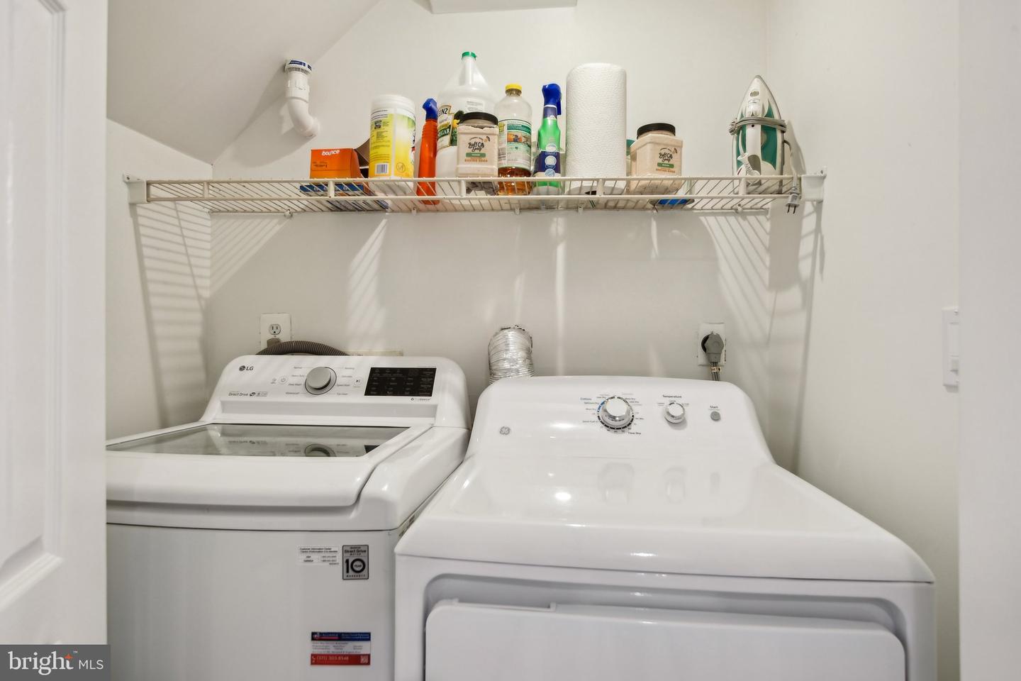 2305 CAVENDISH DR, ALEXANDRIA, Virginia 22308, 4 Bedrooms Bedrooms, ,3 BathroomsBathrooms,Residential,For sale,2305 CAVENDISH DR,VAFX2237094 MLS # VAFX2237094