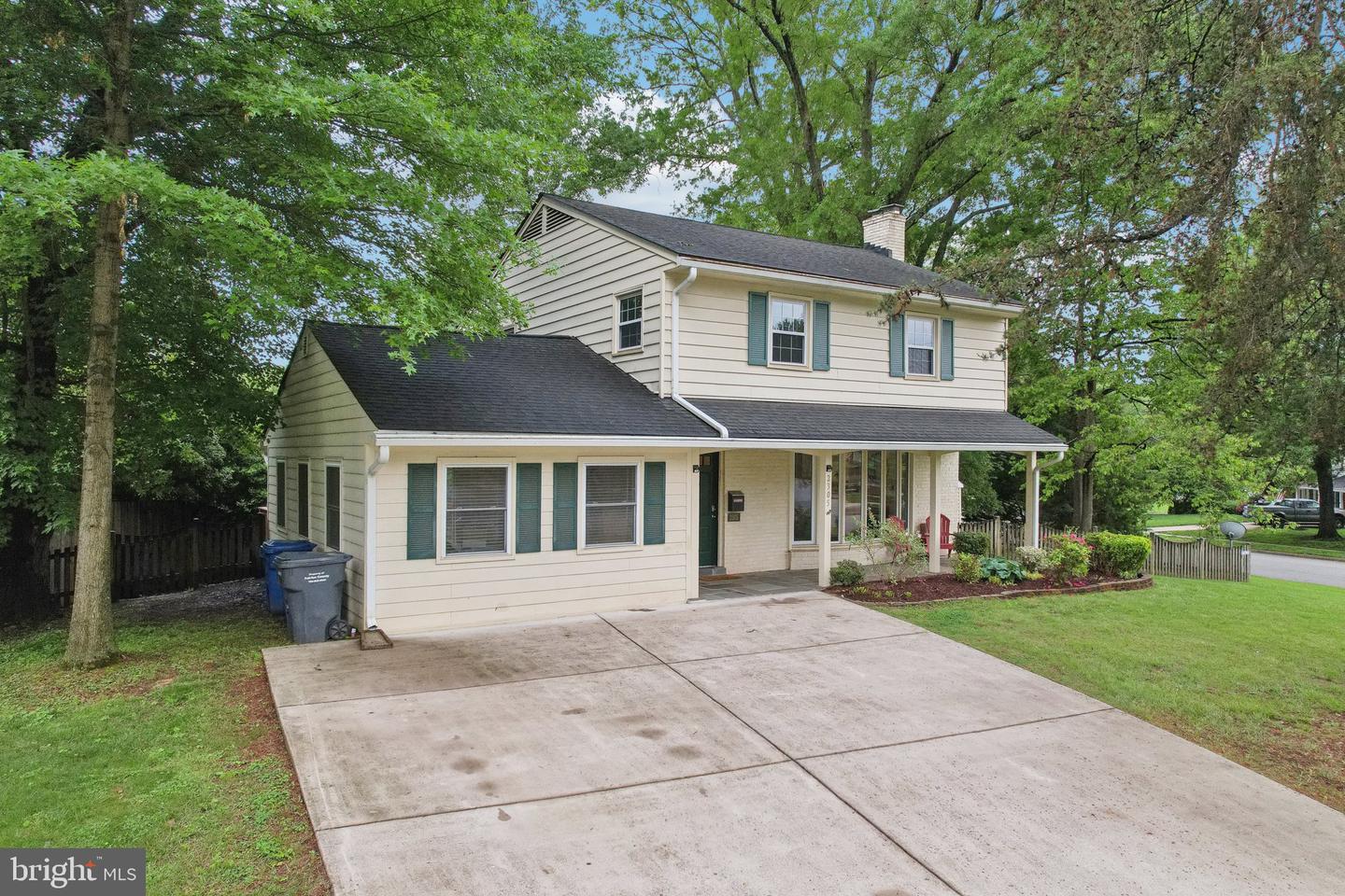 2305 CAVENDISH DR, ALEXANDRIA, Virginia 22308, 4 Bedrooms Bedrooms, ,3 BathroomsBathrooms,Residential,For sale,2305 CAVENDISH DR,VAFX2237094 MLS # VAFX2237094