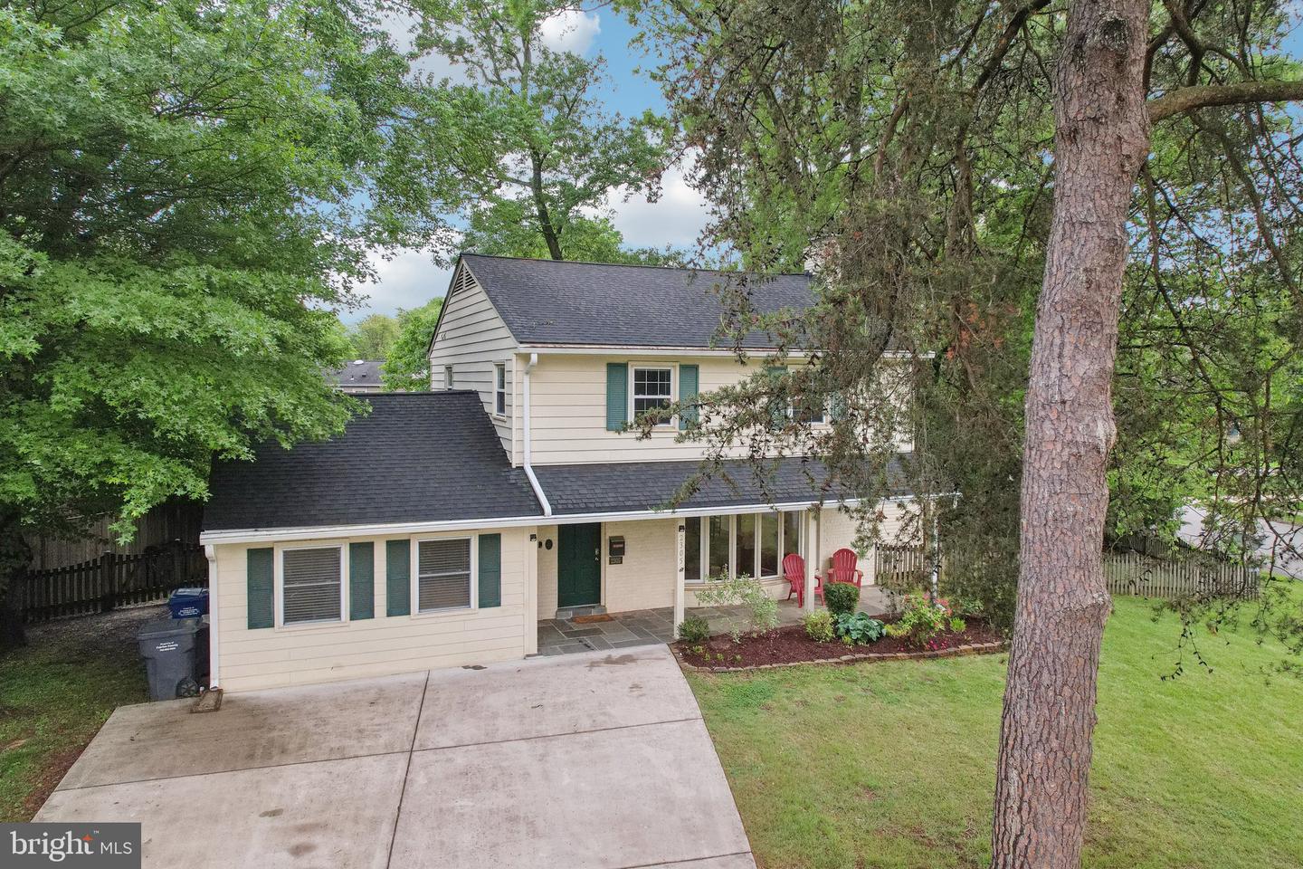 2305 CAVENDISH DR, ALEXANDRIA, Virginia 22308, 4 Bedrooms Bedrooms, ,3 BathroomsBathrooms,Residential,For sale,2305 CAVENDISH DR,VAFX2237094 MLS # VAFX2237094