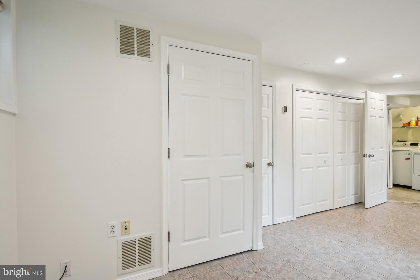 2305 CAVENDISH DR, ALEXANDRIA, Virginia 22308, 4 Bedrooms Bedrooms, ,3 BathroomsBathrooms,Residential,For sale,2305 CAVENDISH DR,VAFX2237094 MLS # VAFX2237094