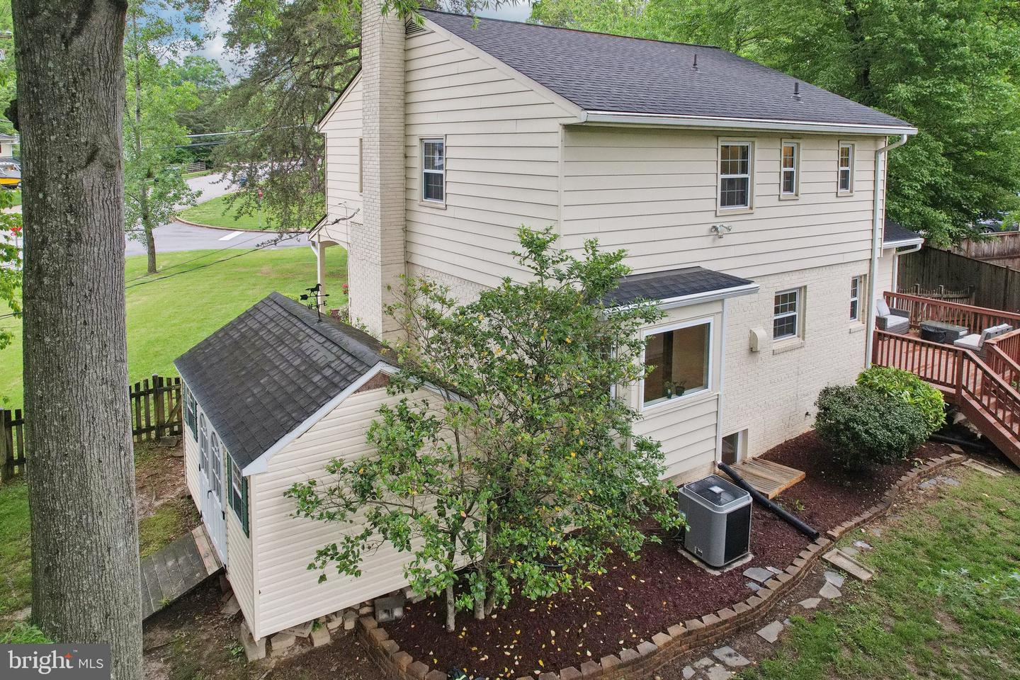 2305 CAVENDISH DR, ALEXANDRIA, Virginia 22308, 4 Bedrooms Bedrooms, ,3 BathroomsBathrooms,Residential,For sale,2305 CAVENDISH DR,VAFX2237094 MLS # VAFX2237094