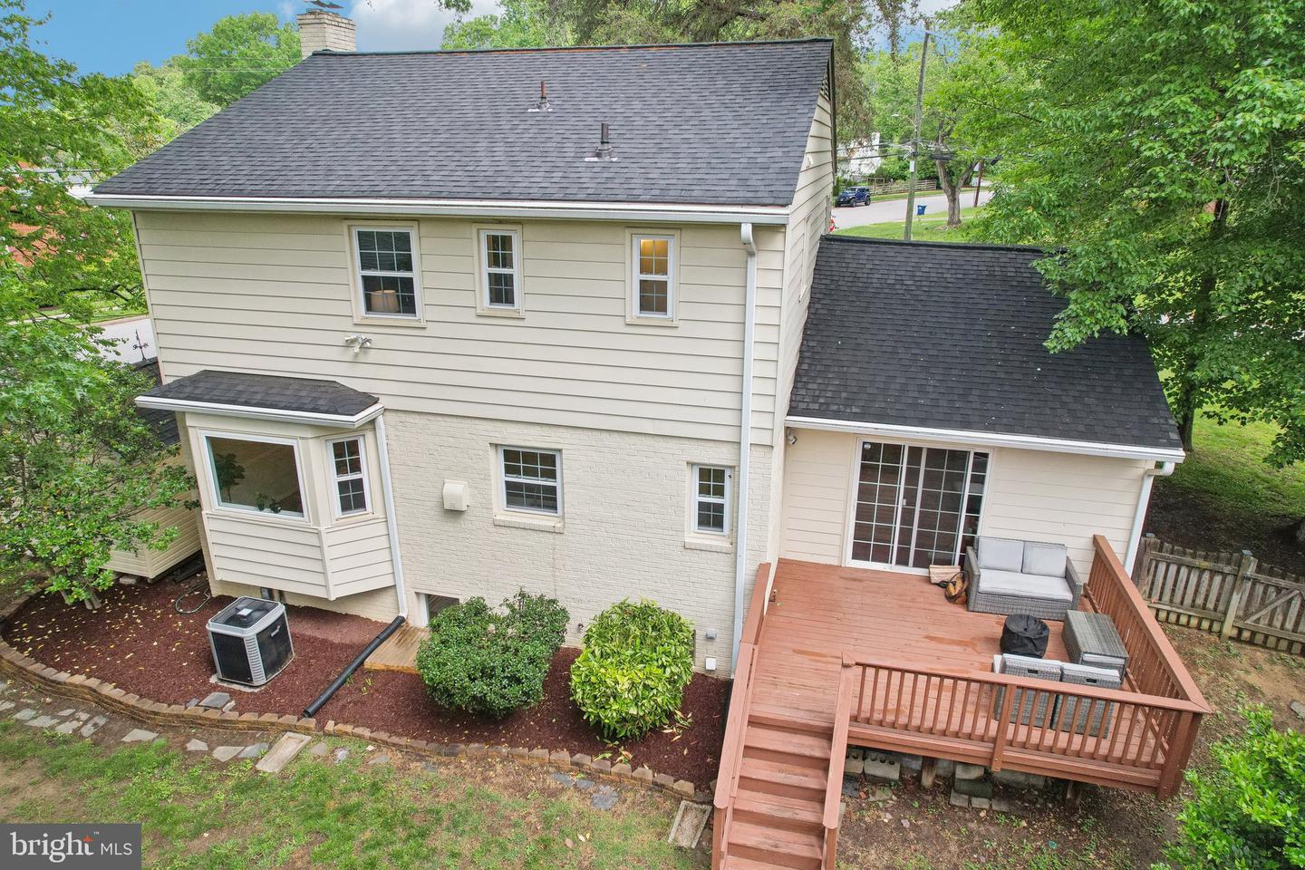 2305 CAVENDISH DR, ALEXANDRIA, Virginia 22308, 4 Bedrooms Bedrooms, ,3 BathroomsBathrooms,Residential,For sale,2305 CAVENDISH DR,VAFX2237094 MLS # VAFX2237094