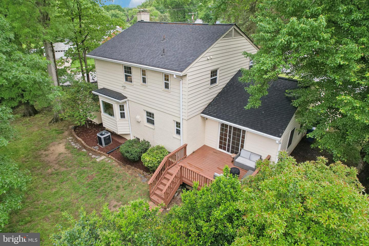 2305 CAVENDISH DR, ALEXANDRIA, Virginia 22308, 4 Bedrooms Bedrooms, ,3 BathroomsBathrooms,Residential,For sale,2305 CAVENDISH DR,VAFX2237094 MLS # VAFX2237094