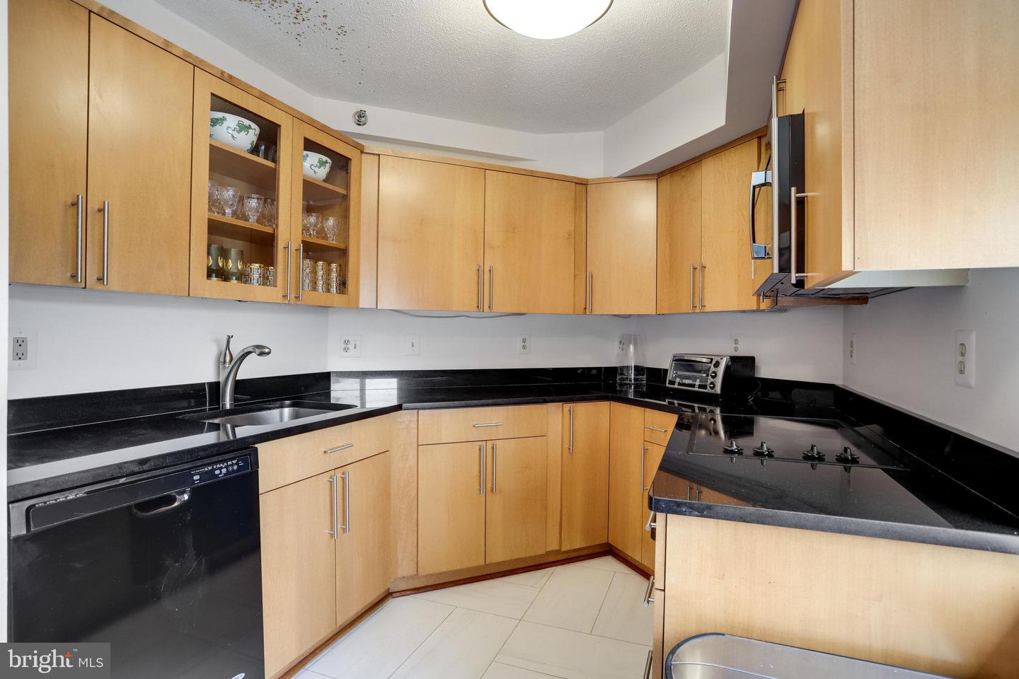 900 STAFFORD ST N #2222, ARLINGTON, Virginia 22203, 2 Bedrooms Bedrooms, ,2 BathroomsBathrooms,Residential,For sale,900 STAFFORD ST N #2222,VAAR2056728 MLS # VAAR2056728