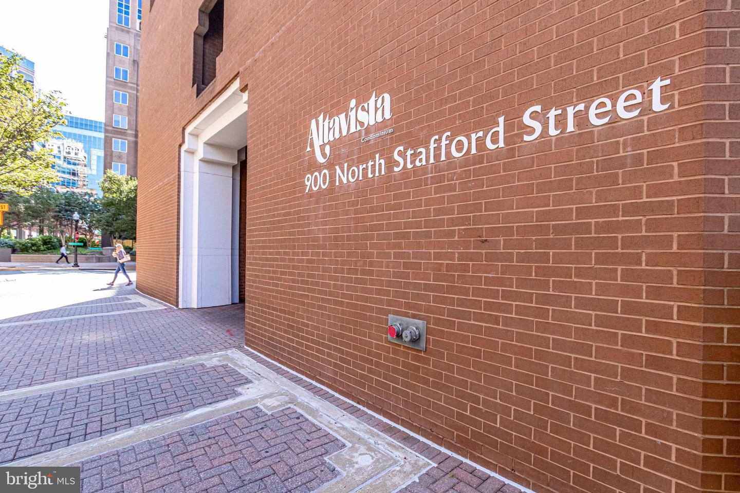 900 STAFFORD ST N #2222, ARLINGTON, Virginia 22203, 2 Bedrooms Bedrooms, ,2 BathroomsBathrooms,Residential,For sale,900 STAFFORD ST N #2222,VAAR2056728 MLS # VAAR2056728