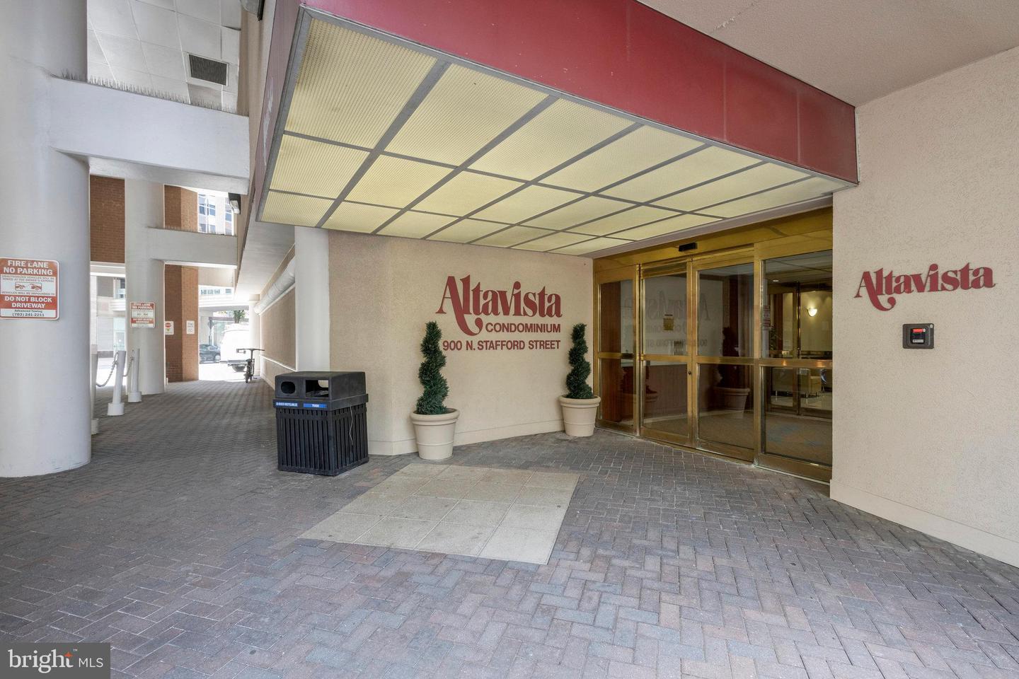 900 STAFFORD ST N #2222, ARLINGTON, Virginia 22203, 2 Bedrooms Bedrooms, ,2 BathroomsBathrooms,Residential,For sale,900 STAFFORD ST N #2222,VAAR2056728 MLS # VAAR2056728