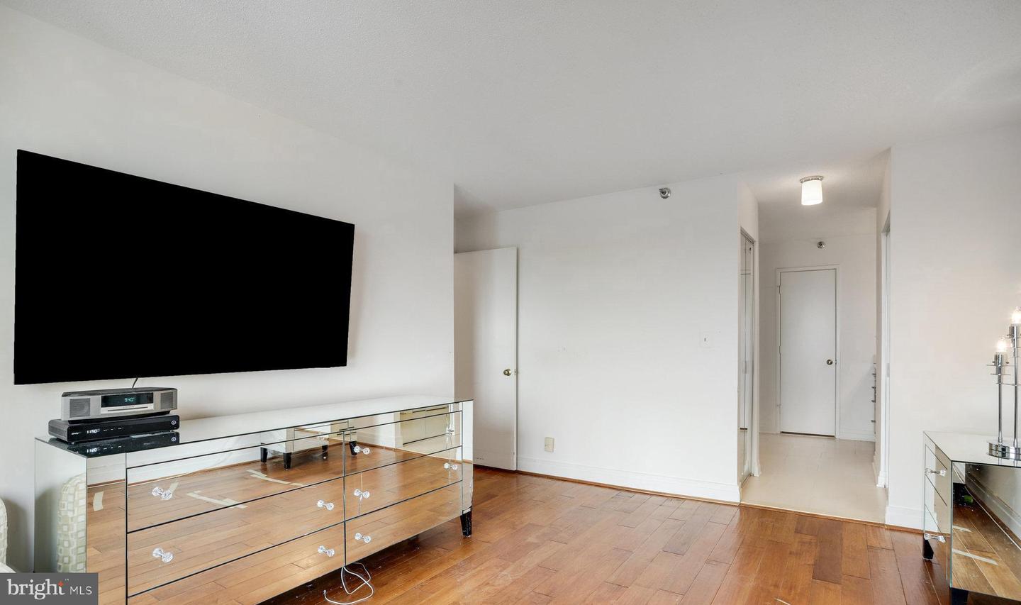 900 STAFFORD ST N #2222, ARLINGTON, Virginia 22203, 2 Bedrooms Bedrooms, ,2 BathroomsBathrooms,Residential,For sale,900 STAFFORD ST N #2222,VAAR2056728 MLS # VAAR2056728