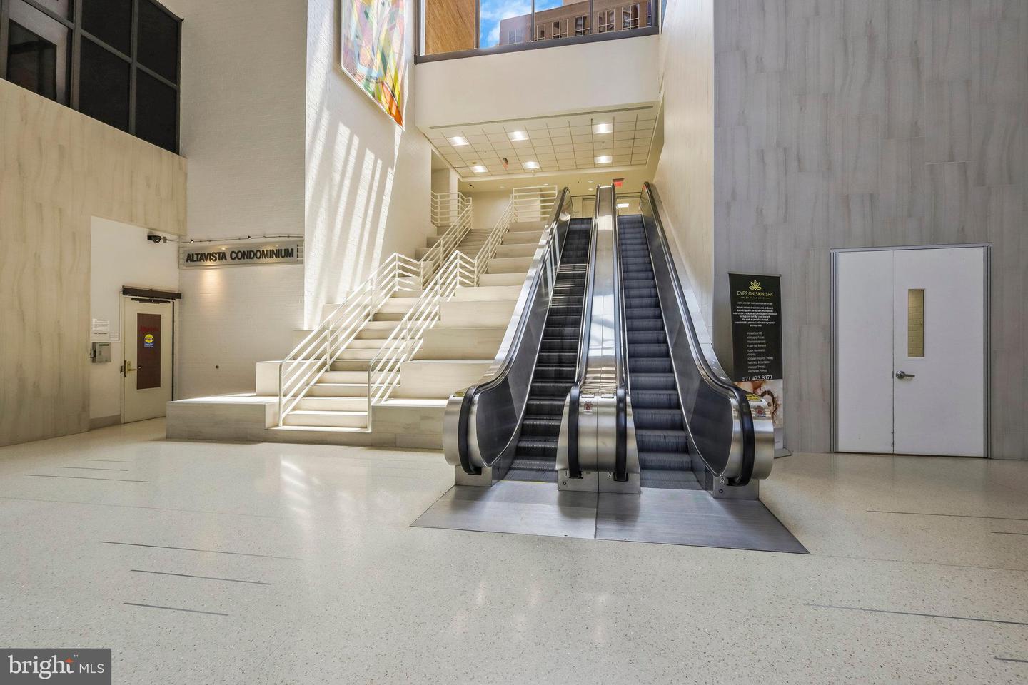 900 STAFFORD ST N #2222, ARLINGTON, Virginia 22203, 2 Bedrooms Bedrooms, ,2 BathroomsBathrooms,Residential,For sale,900 STAFFORD ST N #2222,VAAR2056728 MLS # VAAR2056728
