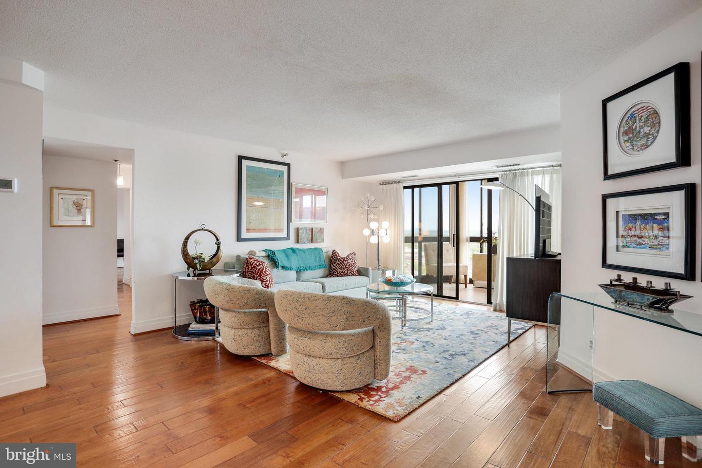 900 STAFFORD ST N #2222, ARLINGTON, Virginia 22203, 2 Bedrooms Bedrooms, ,2 BathroomsBathrooms,Residential,For sale,900 STAFFORD ST N #2222,VAAR2056728 MLS # VAAR2056728