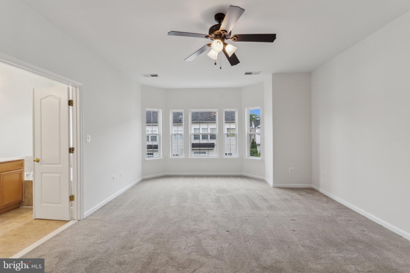 17614 HARPERS FERRY DR, DUMFRIES, Virginia 22025, 3 Bedrooms Bedrooms, ,2 BathroomsBathrooms,Residential,For sale,17614 HARPERS FERRY DR,VAPW2093352 MLS # VAPW2093352