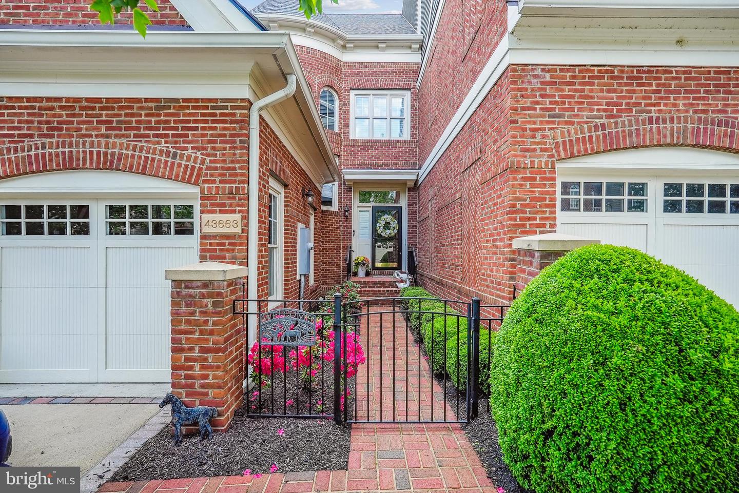 43663 PALMETTO DUNES TER, LEESBURG, Virginia 20176, 3 Bedrooms Bedrooms, ,4 BathroomsBathrooms,Residential,For sale,43663 PALMETTO DUNES TER,VALO2095062 MLS # VALO2095062