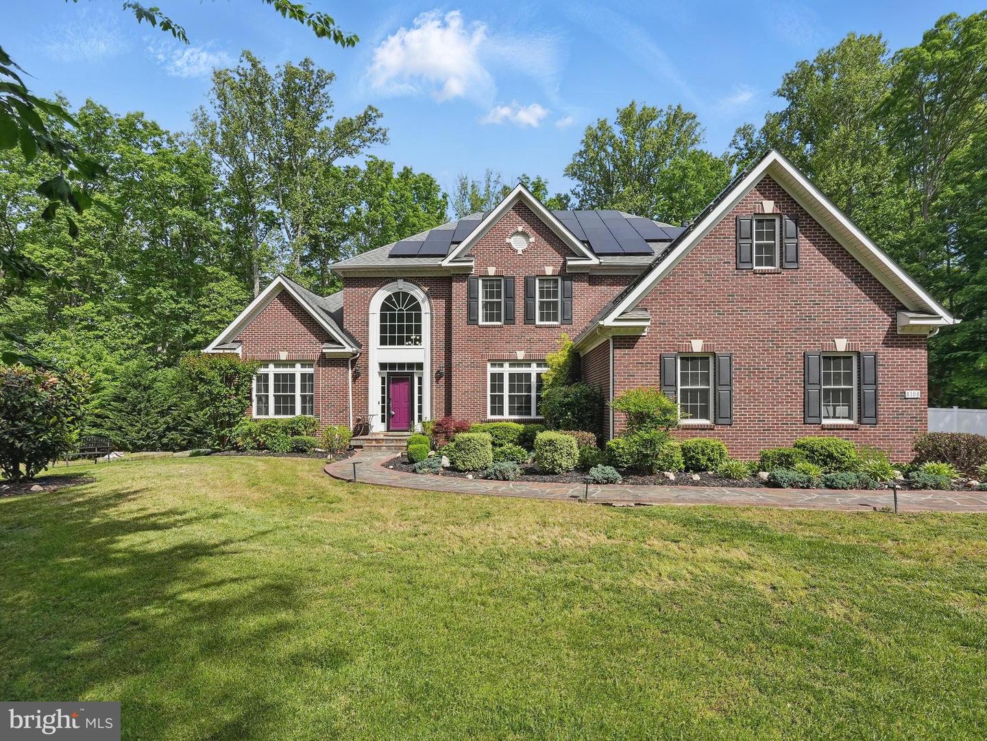 8108 SPRUCE VALLEY LN, CLIFTON, Virginia 20124, 5 Bedrooms Bedrooms, ,5 BathroomsBathrooms,Residential,For sale,8108 SPRUCE VALLEY LN,VAFX2237488 MLS # VAFX2237488