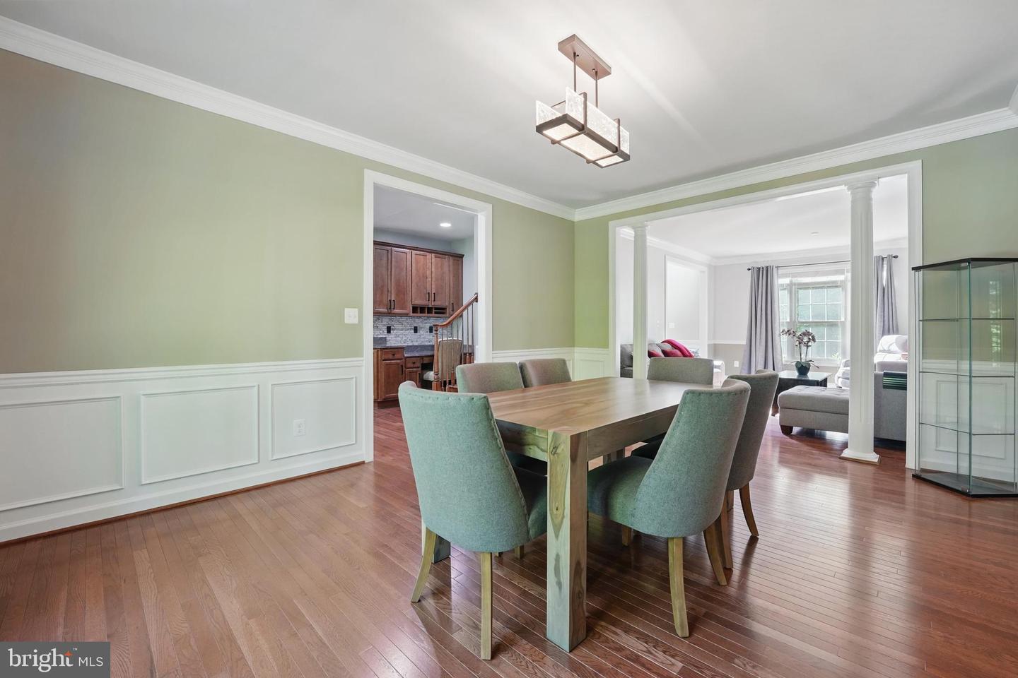8108 SPRUCE VALLEY LN, CLIFTON, Virginia 20124, 5 Bedrooms Bedrooms, ,5 BathroomsBathrooms,Residential,For sale,8108 SPRUCE VALLEY LN,VAFX2237488 MLS # VAFX2237488