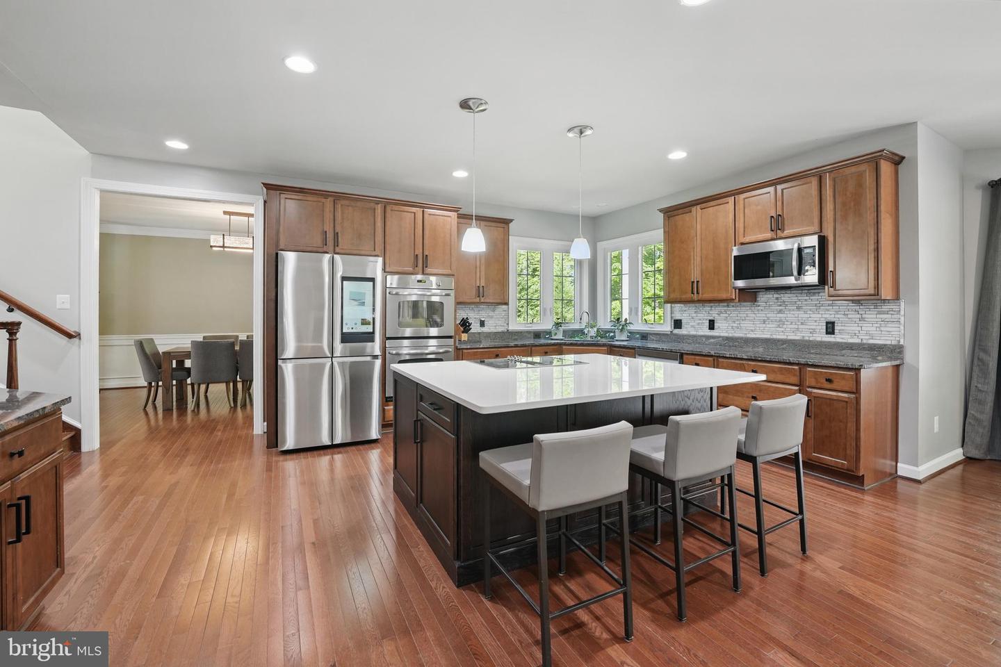 8108 SPRUCE VALLEY LN, CLIFTON, Virginia 20124, 5 Bedrooms Bedrooms, ,5 BathroomsBathrooms,Residential,For sale,8108 SPRUCE VALLEY LN,VAFX2237488 MLS # VAFX2237488