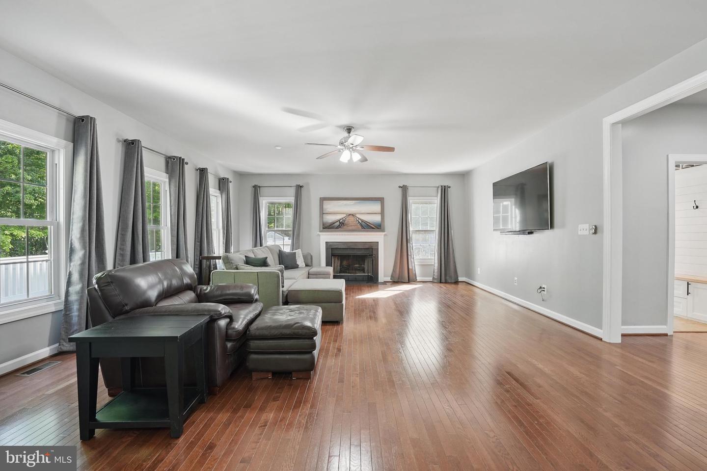 8108 SPRUCE VALLEY LN, CLIFTON, Virginia 20124, 5 Bedrooms Bedrooms, ,5 BathroomsBathrooms,Residential,For sale,8108 SPRUCE VALLEY LN,VAFX2237488 MLS # VAFX2237488