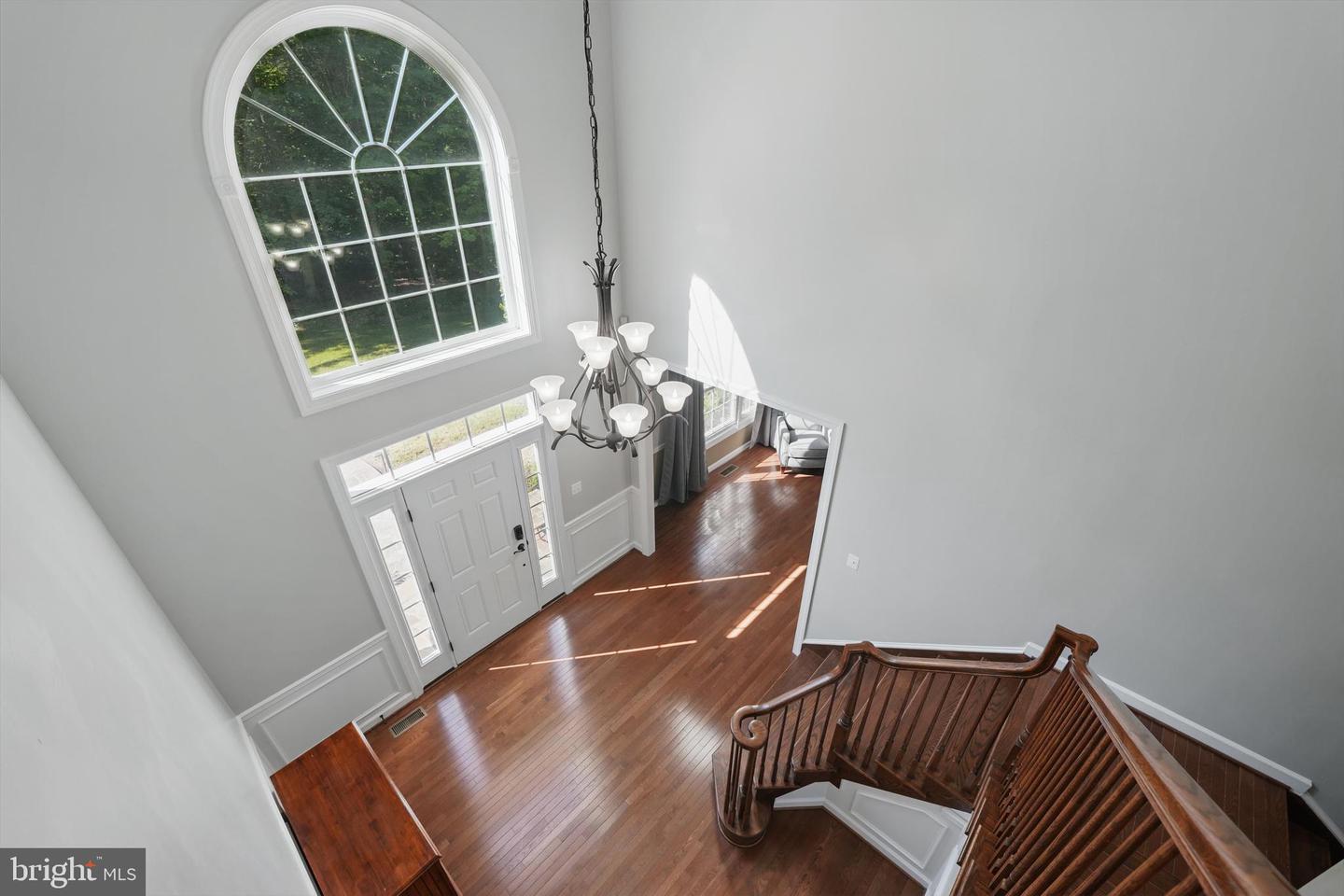 8108 SPRUCE VALLEY LN, CLIFTON, Virginia 20124, 5 Bedrooms Bedrooms, ,5 BathroomsBathrooms,Residential,For sale,8108 SPRUCE VALLEY LN,VAFX2237488 MLS # VAFX2237488
