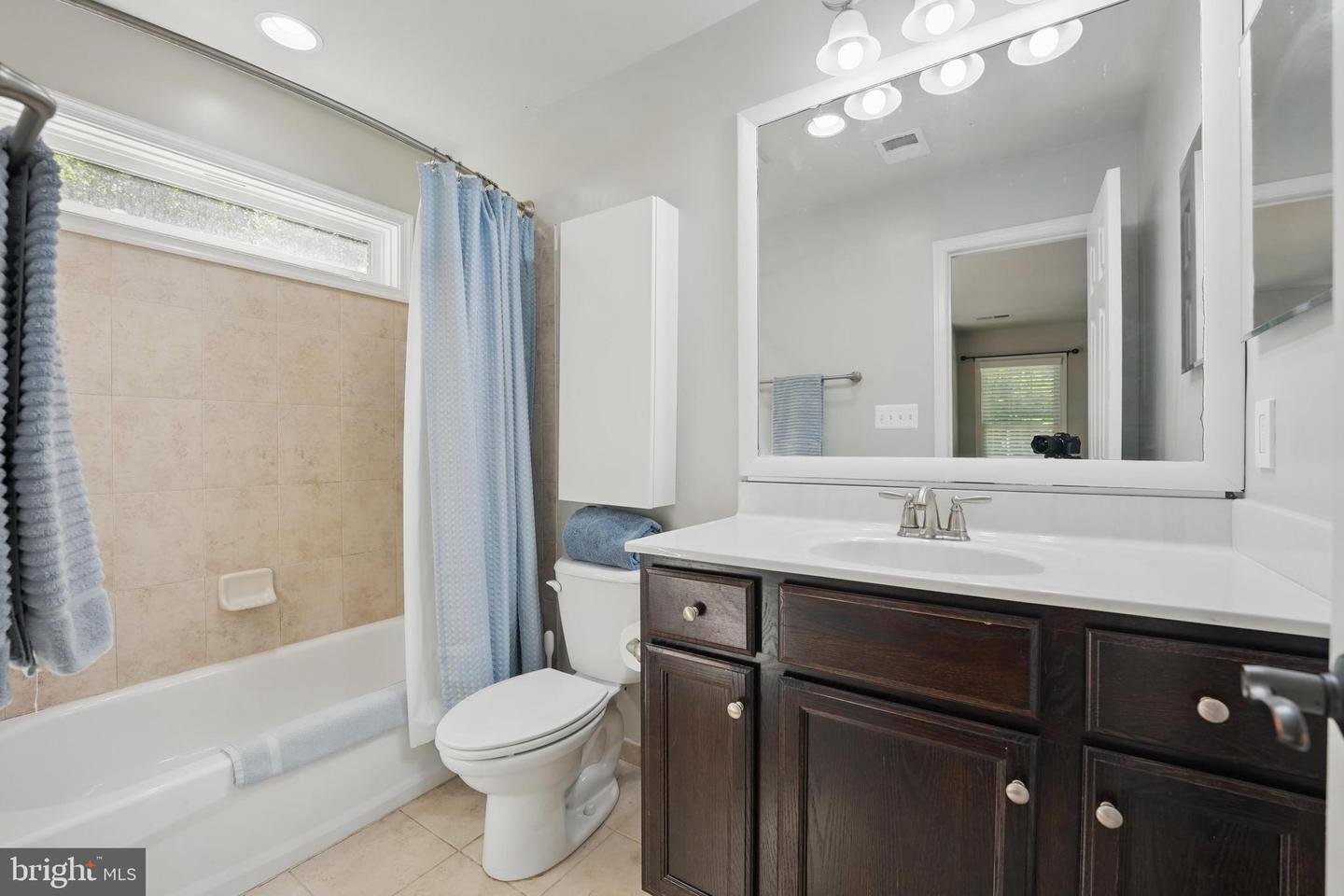 8108 SPRUCE VALLEY LN, CLIFTON, Virginia 20124, 5 Bedrooms Bedrooms, ,5 BathroomsBathrooms,Residential,For sale,8108 SPRUCE VALLEY LN,VAFX2237488 MLS # VAFX2237488